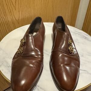 Classic Brown Leather Women's Loafers with heel Size 38 1/2